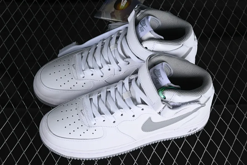 All categories Nk Air Force 1 Air Force series Nk Air Force 1 Mid Air Force mid-top Nk Air Force 1'07 Mid white gray Air Force One mid-top casual sneakers DV0806-100